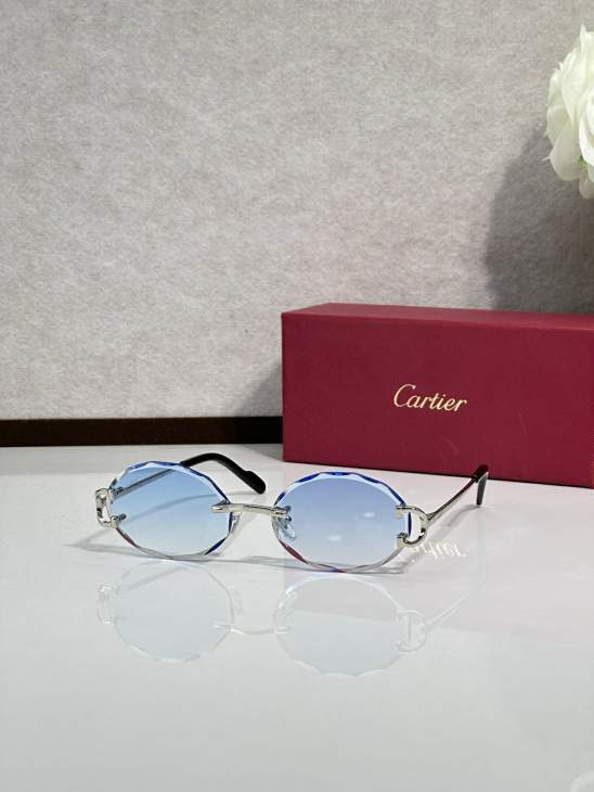 Picture of Cartier Sunglasses _SKUfw77894603fw